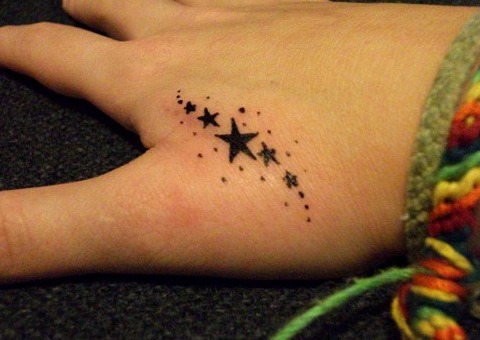 Tatuajes de estrellas pequeñas