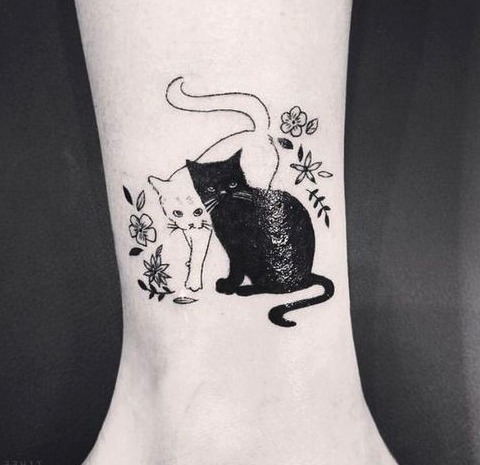 Tatuajes de gatos pequeños