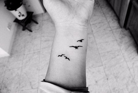 Tatuajes en la muñeca para mujeres