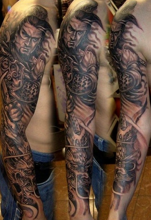 Tatuajes japoneses en el brazo