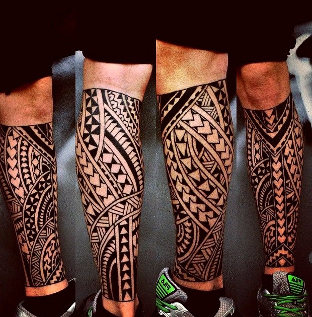 Maori tattoos on the leg
